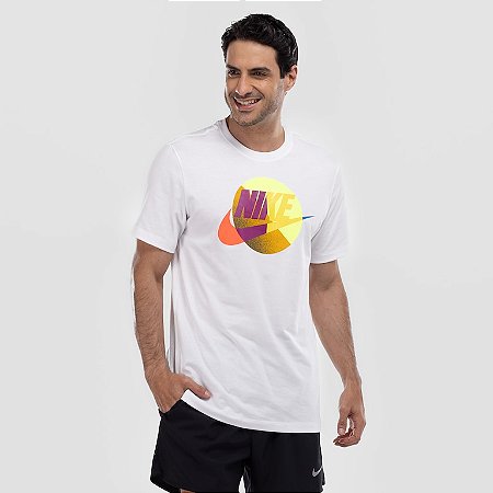 Camiseta Nike Sportswear Masculina Branca - DX2001