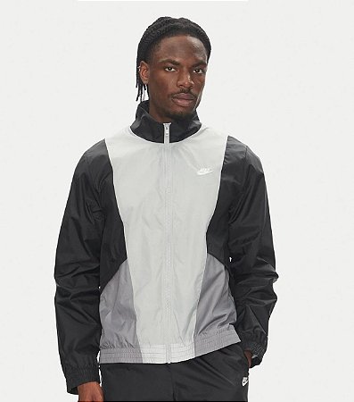Jaqueta Nike Masculina Club Woven - Preta/cinza