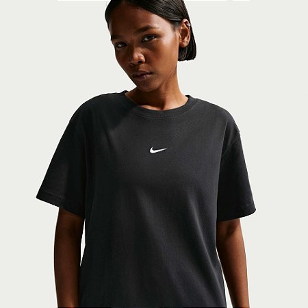 Camiseta  Feminina Nike Sportswear-Preta IH7601010