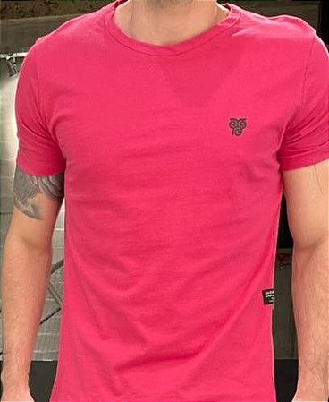 Camiseta Masculina Swag Longline Gola Recortada