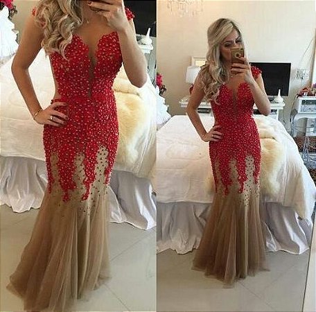 vestidos com guipir e tule