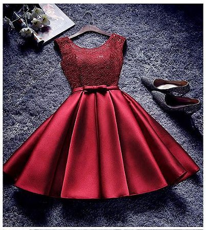 vestido vermelho com laço