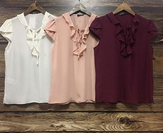 blusa de crepe com babado na gola