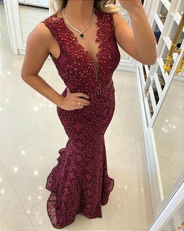 vestido vinho sereia