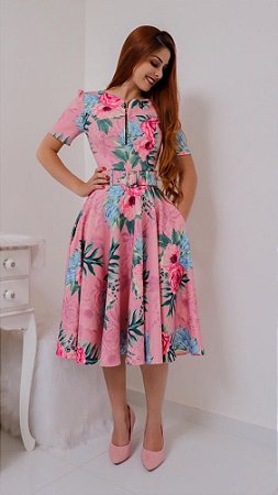 vestido floral rosa