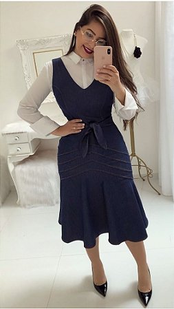 vestido plissado azul marinho