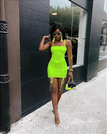 vestido verde neon