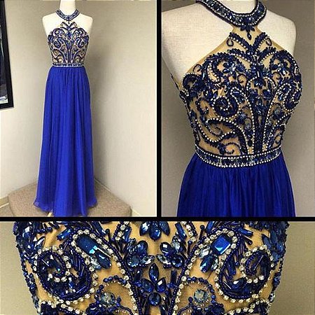 vestido azul com pedraria