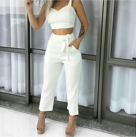 CONJUNTO CROPPED E CALÇA BRANCO SOB XYHW7F2BG - vendemos varejo e atacado,  produzimos também sob medida o modelo que você escolher.