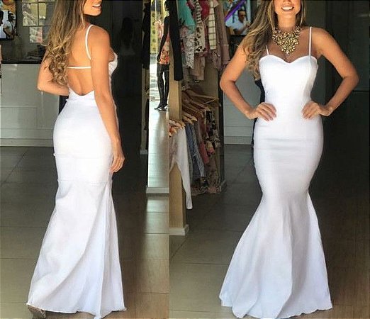 vestido branco estilo sereia