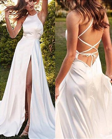 vestido branco longo com fenda lateral