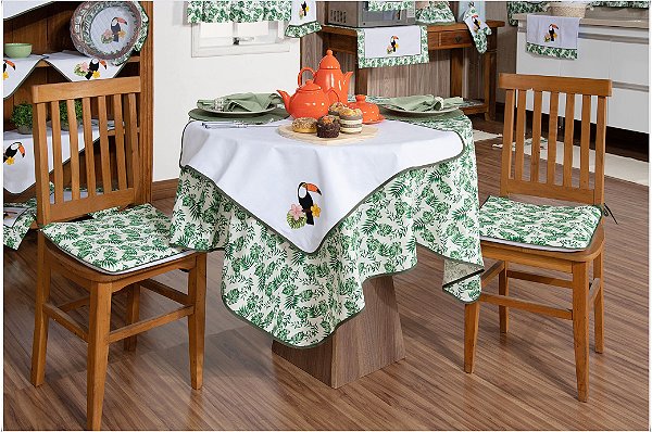 Toalha de Mesa Para 6 cadeiras– Tucano, 2,00m x 1,40cm.