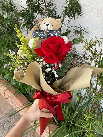 Cone Rosa Colombiana com urso