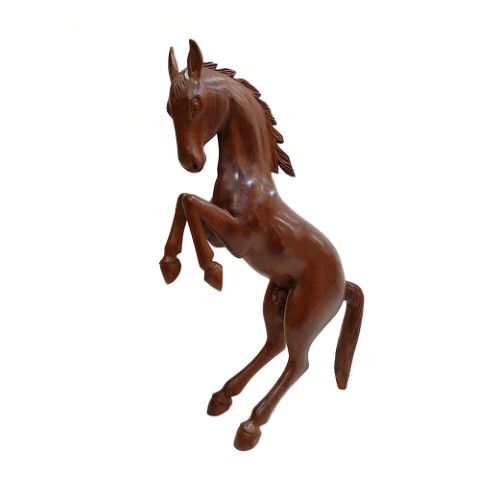Escultura de Cavalo empinando Entalhado em Madeira