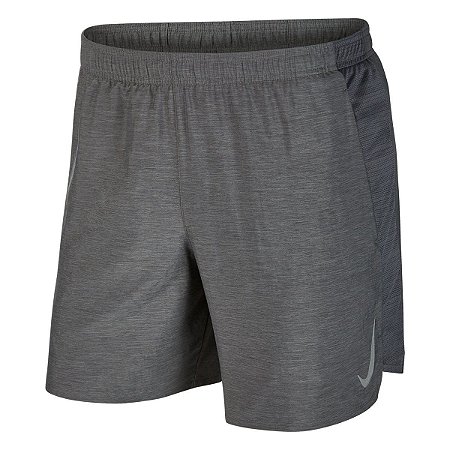 Bermuda Nike Dri-Fit Challenger 7" BF Masculino Cinza + Prata - Claus  Sports - Loja de Material Esportivo - Tênis, Chuteiras e Acessórios  Esportivos