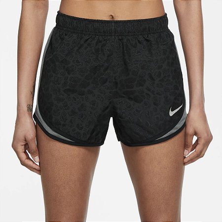 Shorts Nike Dri-FIT Tempo Feminino
