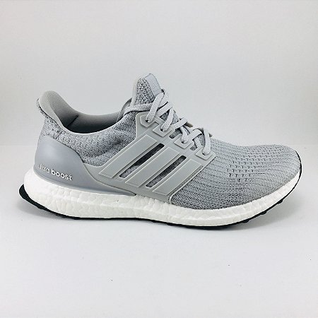 ultraboost cinza