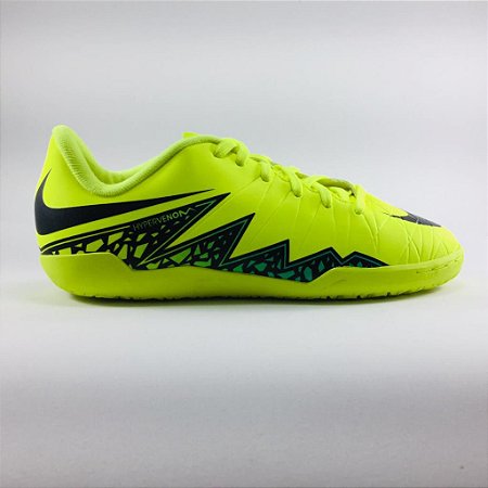 Chuteira Nike Hypervenom Phelon ll IC Infantil Futsal 749920-703 - Claus  Sports - Loja de Material Esportivo - Tênis, Chuteiras e Acessórios  Esportivos