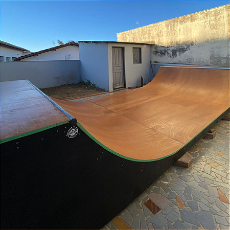 MINI RAMP 7m x 3m x 1m