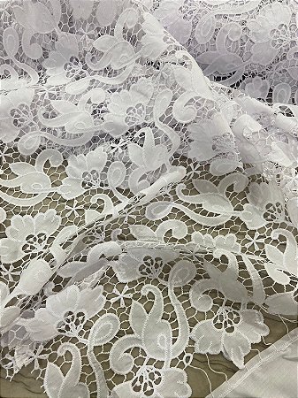 TECIDO BORDADO RICHELIEU