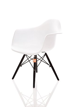 Cadeira Charles Eames Eiffel DAW - Com Braço - Branca - Black Edition