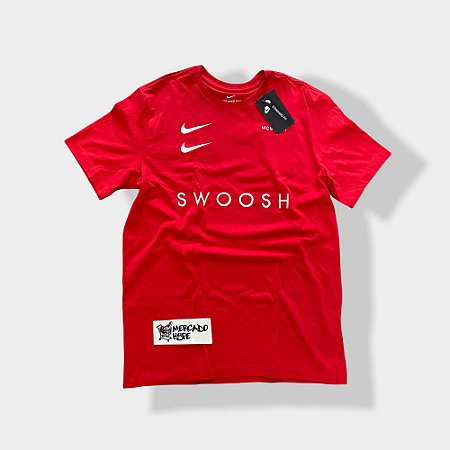 blusa nike swoosh
