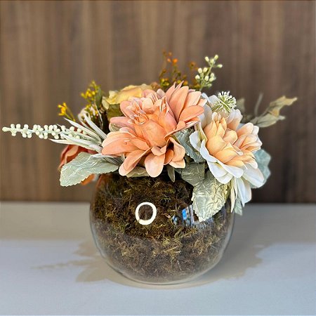 Vaso com Arranjo em Tons Neutros