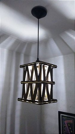 Lustre luminaria de teto de madeira rustico