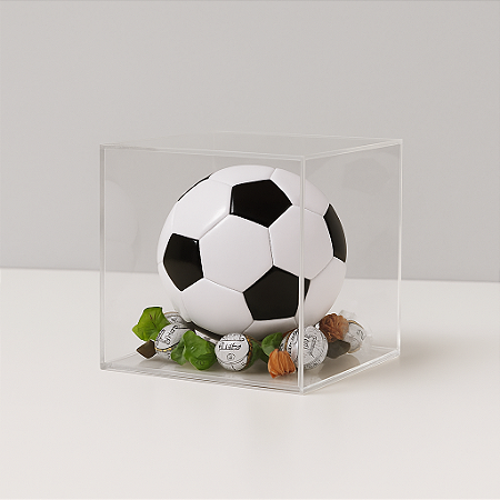 Caixa em acrílico com bola de futebol e mensagem personalizada
