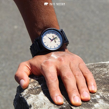 Relógio Matt F Madeira Rude