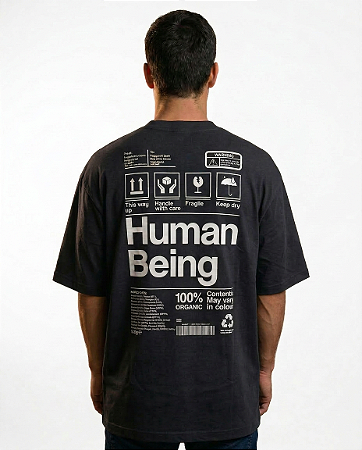 Camiseta Oversized Human Being Preto