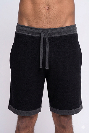 Bermuda Masculina Reconectando com a Liberdade Preto