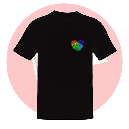 Camiseta O Amor Não É Crime, Mas O Preconceito É.