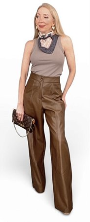Calça Reta Couro Eco