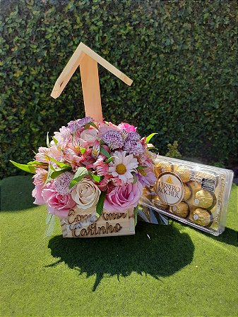 Arranjo na casinha com Ferrero Rocher