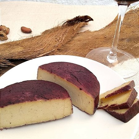 Queijo no Vinho Cabernet