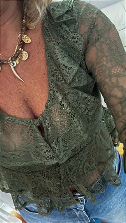 Blusa em renda luciana