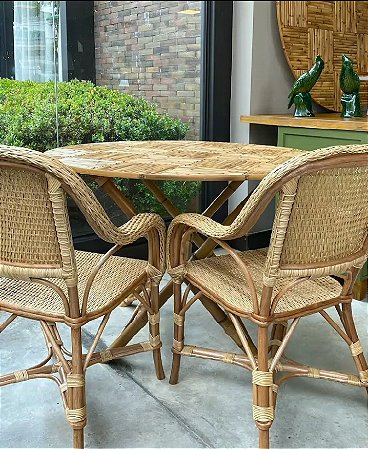 Conjunto de mesa dobravel m bambu e 4 cadeiras em apui e junco natural