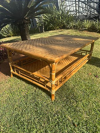 Mesa de Centro de  bambu e junco natural