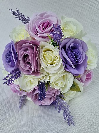 Buquê de Noiva Cerimonial em tons de Lavanda com Branco