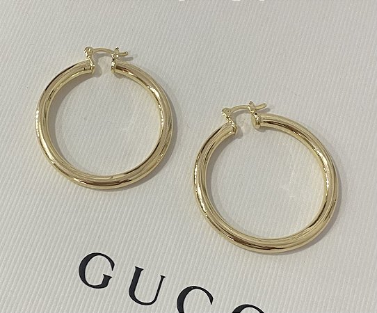Brinco argola clássica G dourado (4cm)