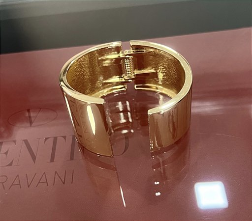 Bracelete aberto dourado