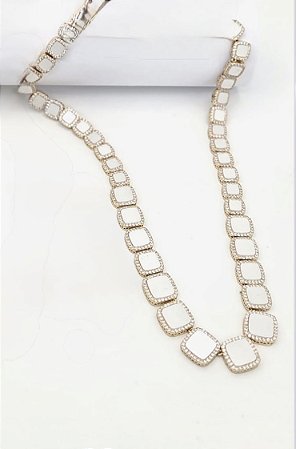 Colar luxo branco