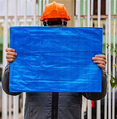 Lona de Polietileno 5x5M Impermeável com Cantos Reforçados Famastil