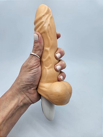 Vibrador Com Formato Peniano - 16cm x 4cm