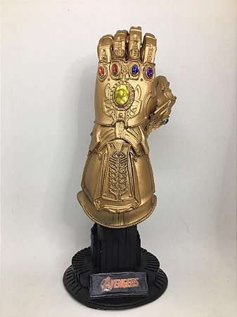 MANOPLA THANOS  - ACTION FIGURE