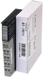 GE Fanuc ST7511 RSTi 24VDC Módulo de energia de expansão 5 VDC booster, 1 amp , com tipo de ID do módulo com LED..