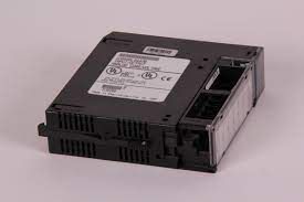 IC693ALG442B - GE Fanuc 90-30 Series Analogue Combination Module, 0 to 20 mA, 0 to 10 V