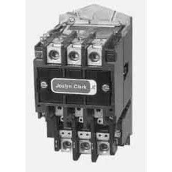 T13U030-76 Joslyn Clark