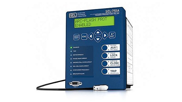 SEL-751A Schweitzer Engineering